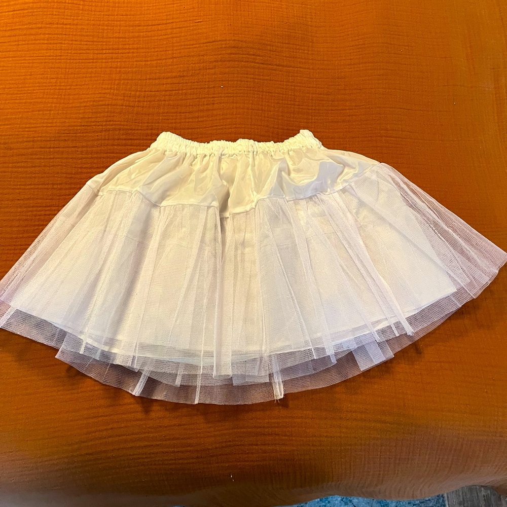 🩰 white tulle petticoat / underskirt
